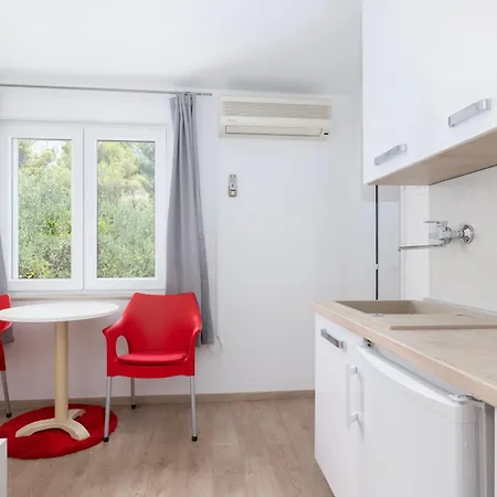 Bulbuli Konukevi Makarska