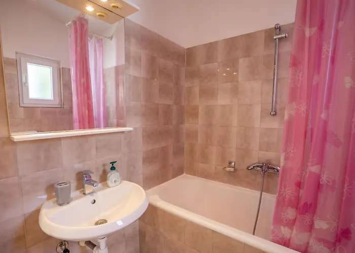 Bulbuli Πανσιόν